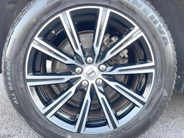 ＸＣ６０ Ｄ４　ＡＷＤ　インスクリプション　サンルーフ　茶革シート　車間警告機能　純正ナビＴＶ　３６０度カメラ　アダプティブクルーズ　全席シートヒーター　ベンチレーション　レーンキープ　ブラインドスポット　ＨＵＤ　純正１９インチアルミ　ＥＴＣ（59枚目）