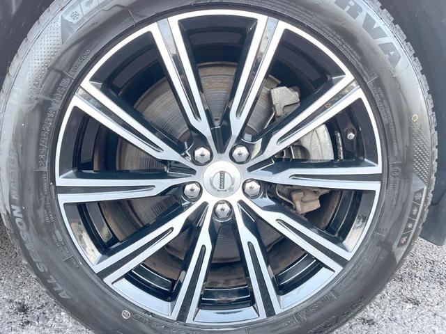 ＸＣ６０ Ｄ４　ＡＷＤ　インスクリプション　サンルーフ　茶革シート　車間警告機能　純正ナビＴＶ　３６０度カメラ　アダプティブクルーズ　全席シートヒーター　ベンチレーション　レーンキープ　ブラインドスポット　ＨＵＤ　純正１９インチアルミ　ＥＴＣ（61枚目）