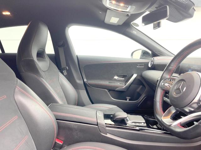 CLAクラス シューティングブレーク CLA200d シューティングブレークAMGラインP レーダーセーフティPKG 純正ナビTV バックカメラ パワーシート・ヒーター パワーバックドア LEDヘッド ハーフレザーシート キーレスゴー 純正18インチアルミ ETC 禁煙車(8枚目)