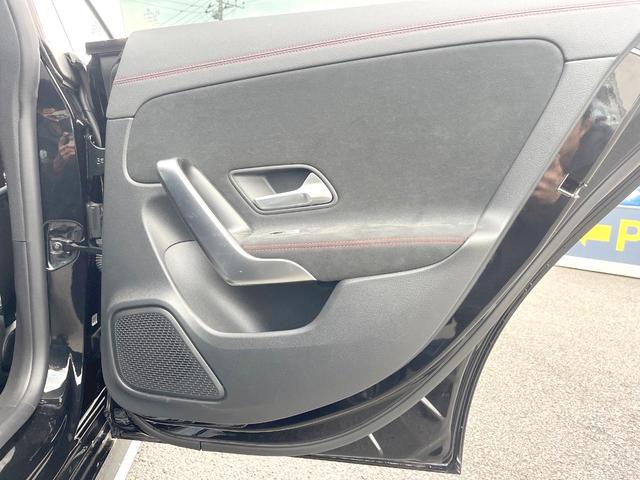 CLAクラス シューティングブレーク CLA200d シューティングブレークAMGラインP レーダーセーフティPKG 純正ナビTV バックカメラ パワーシート・ヒーター パワーバックドア LEDヘッド ハーフレザーシート キーレスゴー 純正18インチアルミ ETC 禁煙車(50枚目)