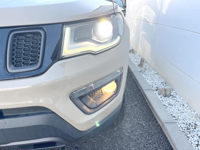 ジープ・コンパス トレイルホーク 252台限定車 純正ナビTV AppleCarPlay バックカメラ アダプティブクルコン HIDヘッドランプ オートハイビーム 純正17インチAW ハーフレザー パークアシスト ETC 禁煙車(12枚目)