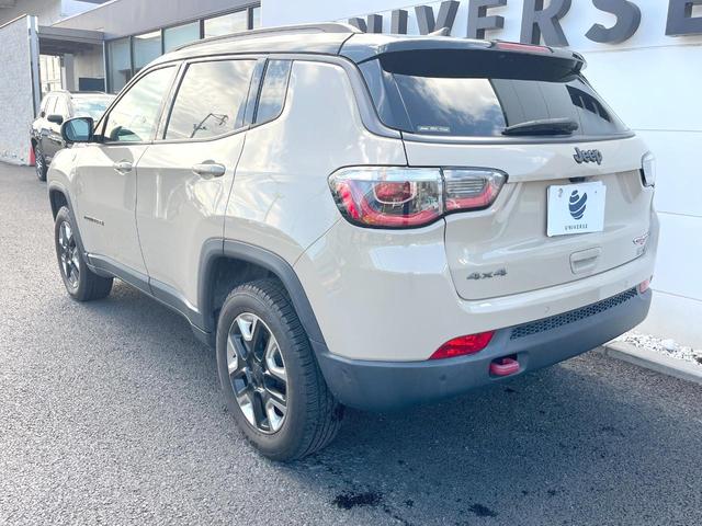 ジープ・コンパス トレイルホーク 252台限定車 純正ナビTV AppleCarPlay バックカメラ アダプティブクルコン HIDヘッドランプ オートハイビーム 純正17インチAW ハーフレザー パークアシスト ETC 禁煙車(26枚目)