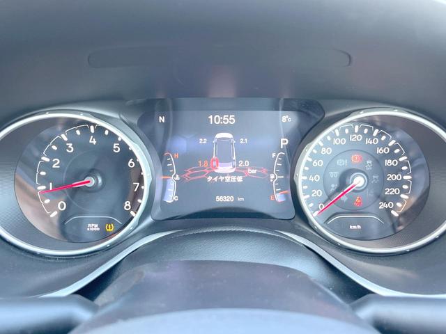 ジープ・コンパス Ｓモデル　２６０台限定車　黒革　純正ナビＴＶ　ＡｐｐｌｅＣａｒＰｌａｙ　バックカメラ　アダプティブクルコン　Ｂｅａｔｓサウンド　シートヒーター　ＨＩＤヘッド　オートハイビーム　パワーバックドア　ＥＴＣ　禁煙（32枚目）