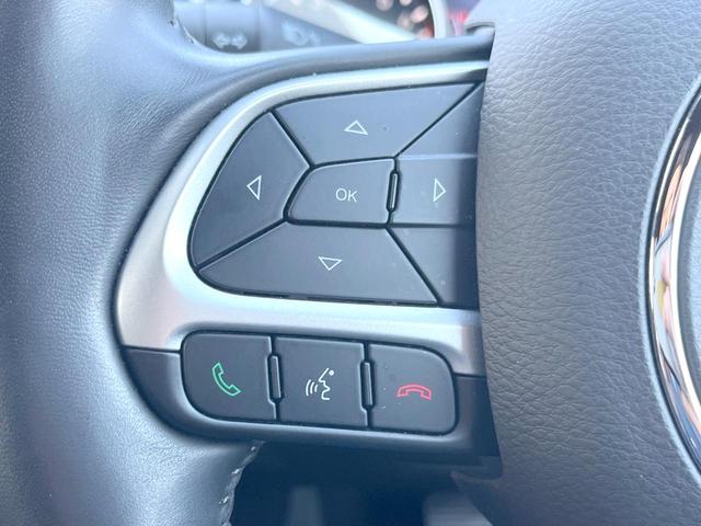 ジープ・コンパス Ｓモデル　２６０台限定車　黒革　純正ナビＴＶ　ＡｐｐｌｅＣａｒＰｌａｙ　バックカメラ　アダプティブクルコン　Ｂｅａｔｓサウンド　シートヒーター　ＨＩＤヘッド　オートハイビーム　パワーバックドア　ＥＴＣ　禁煙（35枚目）