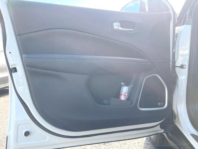 ジープ・コンパス Ｓモデル　２６０台限定車　黒革　純正ナビＴＶ　ＡｐｐｌｅＣａｒＰｌａｙ　バックカメラ　アダプティブクルコン　Ｂｅａｔｓサウンド　シートヒーター　ＨＩＤヘッド　オートハイビーム　パワーバックドア　ＥＴＣ　禁煙（47枚目）