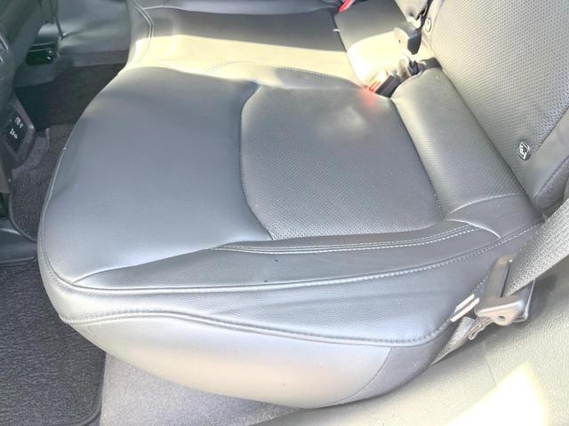 ジープ・コンパス Ｓモデル　２６０台限定車　黒革　純正ナビＴＶ　ＡｐｐｌｅＣａｒＰｌａｙ　バックカメラ　アダプティブクルコン　Ｂｅａｔｓサウンド　シートヒーター　ＨＩＤヘッド　オートハイビーム　パワーバックドア　ＥＴＣ　禁煙（54枚目）