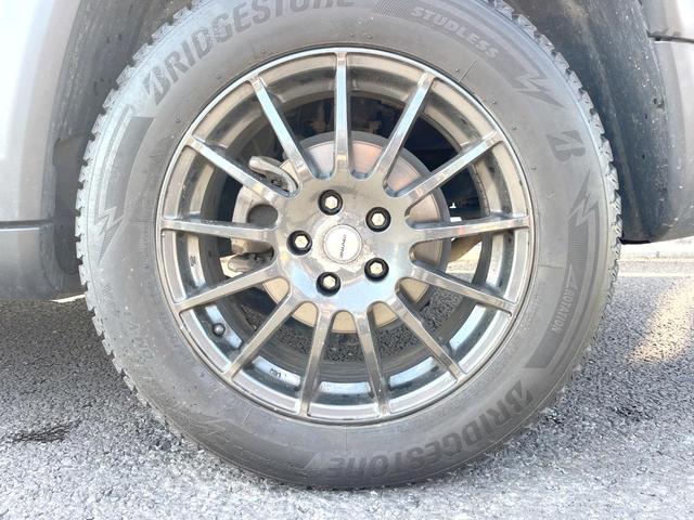 ジープ・コンパス Ｓモデル　２６０台限定車　黒革　純正ナビＴＶ　ＡｐｐｌｅＣａｒＰｌａｙ　バックカメラ　アダプティブクルコン　Ｂｅａｔｓサウンド　シートヒーター　ＨＩＤヘッド　オートハイビーム　パワーバックドア　ＥＴＣ　禁煙（59枚目）