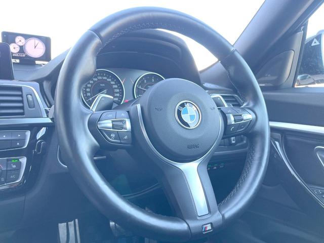 3シリーズ 320dグランツーリスモ Mスポーツ 革シートセット 黒革シート シートヒーター 純正ナビ リアビューカメラ アクティブクルーズコントロール パークディスタンスコントロール 純正19インチアルミホイール パドルシフト コンフォートアクセス(12枚目)