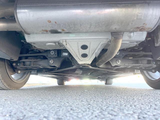 3シリーズ 320dグランツーリスモ Mスポーツ 革シートセット 黒革シート シートヒーター 純正ナビ リアビューカメラ アクティブクルーズコントロール パークディスタンスコントロール 純正19インチアルミホイール パドルシフト コンフォートアクセス(20枚目)