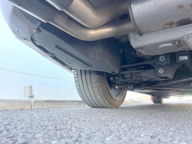 3シリーズ 320dグランツーリスモ Mスポーツ 革シートセット 黒革シート シートヒーター 純正ナビ リアビューカメラ アクティブクルーズコントロール パークディスタンスコントロール 純正19インチアルミホイール パドルシフト コンフォートアクセス(22枚目)