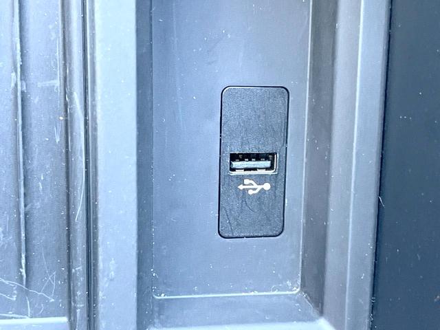 3シリーズ 320dグランツーリスモ Mスポーツ 革シートセット 黒革シート シートヒーター 純正ナビ リアビューカメラ アクティブクルーズコントロール パークディスタンスコントロール 純正19インチアルミホイール パドルシフト コンフォートアクセス(51枚目)