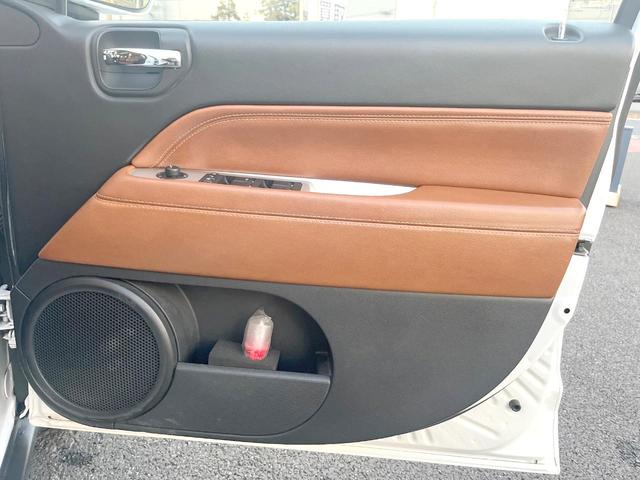 ジープ・コンパス リミテッド サンルーフ 茶革シート 前席シートヒーター carrozzeria製ナビ フルセグ Bluetooth接続 バックカメラ クルコン プライバシーガラス ルーフレール 純正18インチアルミ ETC(41枚目)