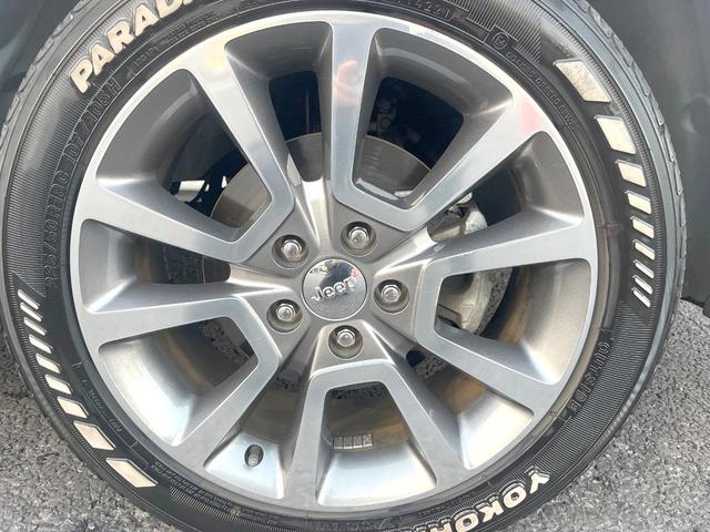 ジープ・コンパス リミテッド サンルーフ 茶革シート 前席シートヒーター carrozzeria製ナビ フルセグ Bluetooth接続 バックカメラ クルコン プライバシーガラス ルーフレール 純正18インチアルミ ETC(49枚目)