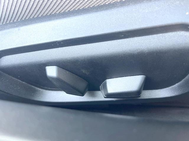 i8 ベースグレード インテリアデザインCARPO 拡張機能付LEDヘッド ストレージPKG アイボリー革シート harman/kardonサウンド 純正ナビ バックカメラ シートヒーター クルーズコントロール ETC(34枚目)