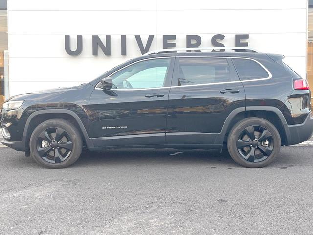 ジープ・チェロキー リミテッド　黒革シート　純正ナビＴＶ　ＡｐｐｌｅＣａｒＰｌａｙ　バックカメラ　アダプティブクルーズコントロール　パワーシート・ヒーター・ベンチレーション　パワーバックドア　ＬＥＤヘッド　ＥＴＣ　禁煙車（24枚目）