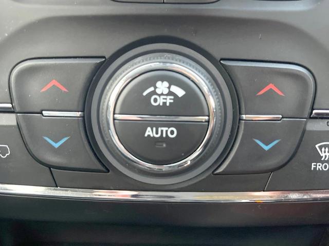 ジープ・チェロキー リミテッド　黒革シート　純正ナビＴＶ　ＡｐｐｌｅＣａｒＰｌａｙ　バックカメラ　アダプティブクルーズコントロール　パワーシート・ヒーター・ベンチレーション　パワーバックドア　ＬＥＤヘッド　ＥＴＣ　禁煙車（32枚目）