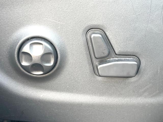 ジープ・チェロキー リミテッド　黒革シート　純正ナビＴＶ　ＡｐｐｌｅＣａｒＰｌａｙ　バックカメラ　アダプティブクルーズコントロール　パワーシート・ヒーター・ベンチレーション　パワーバックドア　ＬＥＤヘッド　ＥＴＣ　禁煙車（51枚目）