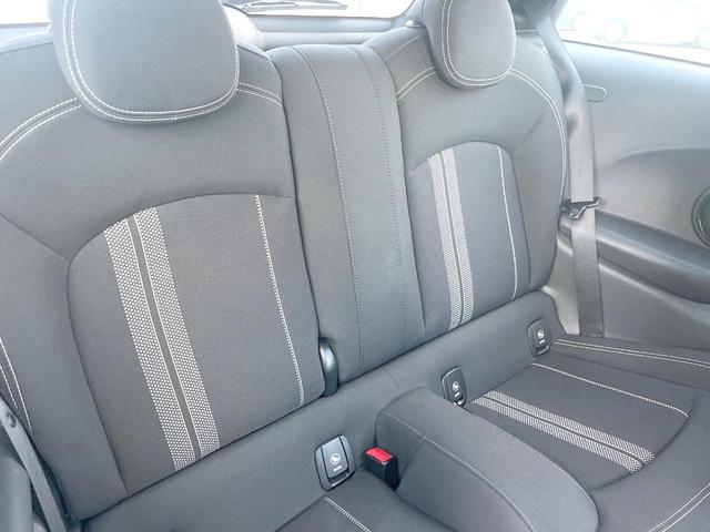 ＭＩＮＩ クーパーＳ　１オーナー　３ドア　ジンジャーＰＫＧ　純正ナビ　バックカメラ　クルコン　オプション１７インチＡＷ　ドライビングモード　ＬＥＤヘッド　ファブリックシート　オートエアコン　Ｂｌｕｅｔｏｏｔｈ　ＥＴＣ（10枚目）