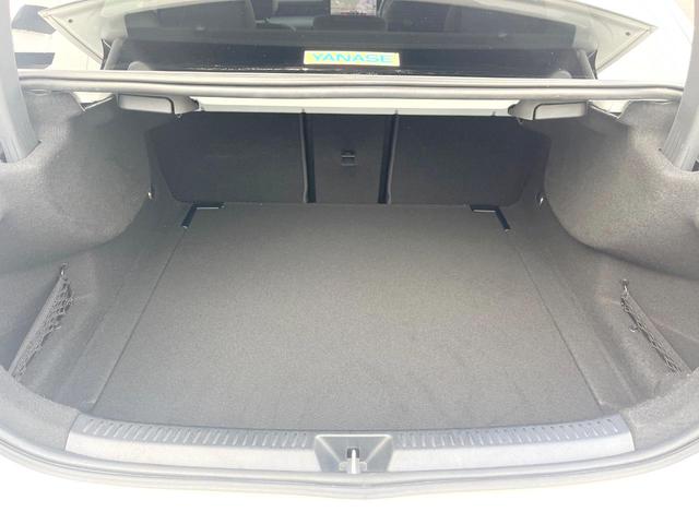 Aクラスセダン A180 スタイルセダン AMGライン ナビゲーションPKG レーダーセーフティPKG 純正ナビTV バックカメラ LEDヘッドランプ アダプティブハイビームアシスト+ 前席シートヒーター パワーシート 純正18インチアルミ ETC(10枚目)