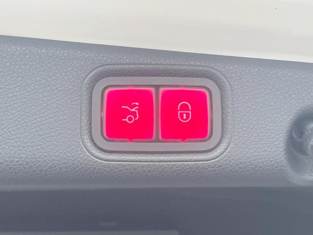 Eクラス E220d アバンギャルド スポーツ レザーエクスクルーシブPKG サンルーフ 黒革 Burmesterサウンド HUD 全席シートヒーター 電動リア レーダーセーフティPKG 純正ナビTV 360度カメラ LEDヘッドランプ ETC(48枚目)