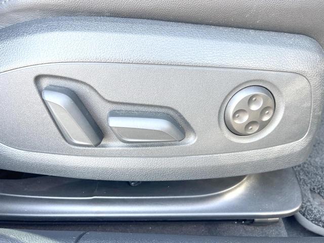 A4 ブラックスタイルプラス 1オーナー 150台限定 純正ナビ AppleCarPlay 全周囲カメラ アルカンターラコンビシート 全席シートヒーター パワーシート マトリクスLEDヘッド 純正19インチAW ETC 禁煙車(35枚目)