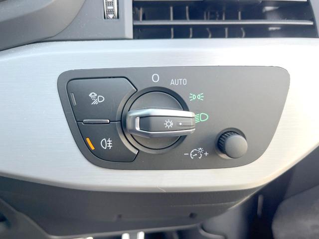A4 ブラックスタイルプラス 1オーナー 150台限定 純正ナビ AppleCarPlay 全周囲カメラ アルカンターラコンビシート 全席シートヒーター パワーシート マトリクスLEDヘッド 純正19インチAW ETC 禁煙車(50枚目)