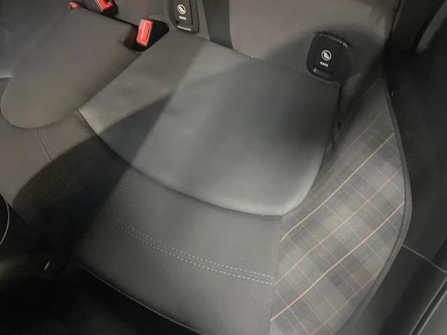 ＭＩＮＩ クーパーＤ　セブン　５ドア　特別仕様車　ナビゲーションＰＫＧ　ドライビングアシスト　ＬＥＤヘッド・フォグ　ヘッドアップディスプレイ　バックカメラ　アクティブクルーズコントロール　ハーフレザーシート　ＥＴＣ　禁煙車（38枚目）
