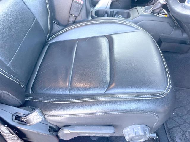 ジープ・ラングラーアンリミテッド サハラ　レザーＰＫＧ　純正ナビＴＶ　リアビューカメラ　コンフォートアクセス　アダプティブクルコン　ブラインドスポットアシスト　ＬＥＤヘッドランプ　純正１８インチアルミホイール　ＥＴＣ　禁煙車（46枚目）