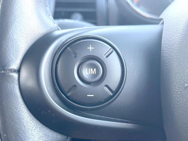 MINI クーパーD 5ドア カメラ/パーキングアシストPKG ペッパーPKG LEDヘッドランプ/ユニオンジャックデザインLEDリアコンビネーションランプ 純正ナビ 前席シートヒーター OP18インチAW ETC 禁煙車(32枚目)