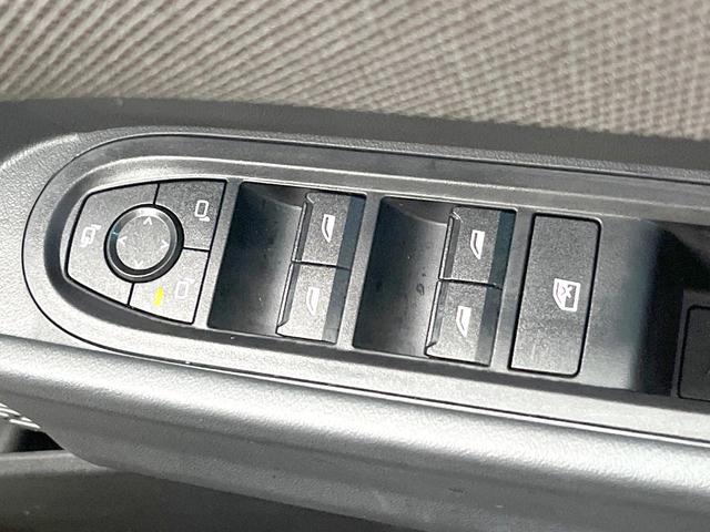 ＭＩＮＩ クーパーＳ　クラシック・トリム　５ドア　ＯＰ１８インチＡＷ　ＡｐｐｌｅＣａｒＰｌａｙ　純正ナビ　全周囲カメラ　アクティブクルーズコントロール　シートヒーター　ＬＥＤヘッド　ヘッドアップディスプレイ　ハーフレザーシート　ＥＴＣ　禁煙車（35枚目）