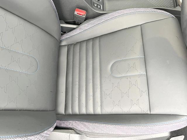 ＭＩＮＩ クーパーＳ　クラシック・トリム　５ドア　ＯＰ１８インチＡＷ　ＡｐｐｌｅＣａｒＰｌａｙ　純正ナビ　全周囲カメラ　アクティブクルーズコントロール　シートヒーター　ＬＥＤヘッド　ヘッドアップディスプレイ　ハーフレザーシート　ＥＴＣ　禁煙車（45枚目）