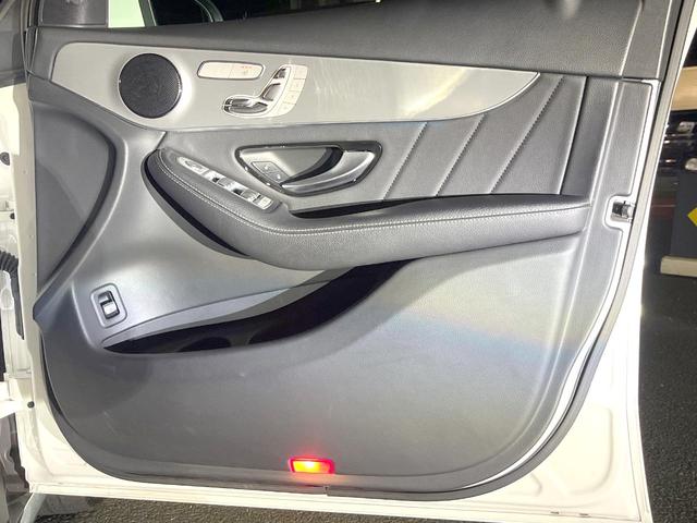 ＧＬＣ ＧＬＣ２２０ｄ　４マチックスポーツ　レーダーセフティＰＫＧ　純正ナビＴＶ　３６０度カメラ　ヘッドアップディスプレイ　パワーシート　全席シートヒーター　パワーバックドア　ＬＥＤヘッドランプ　オートマチックハイビーム　純正１９インチＡＷ（41枚目）