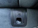 ●ISOFIX『チィルドシートをシートベルトで固定する方法ではなく専用の固定具で固定する為、安全性と取り付けミスなどを防ぐことができます。』