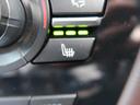 ●BMW ConnectedDrive『タッチパッドで、直感的なナビ操作が可能です!また、別途オプションでバッテリー電圧低下や、車両のメインテナンスを最寄のディーラーにて事前に通知されるサービスも♪』