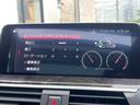 ｘＤｒｉｖｅ　２０ｄ　Ｍスポーツ　セレクトＰＫＧ　ハイラインＰＫＧ　ＯＰ２０インチＡＷ　アンビエントライト　パノラマサンルーフ　茶革シート　ｈａｒｍａｎ／ｋａｒｄｏｎサウンド　純正ナビＴＶ　全周囲カメラ　アクティブクルーズコントロール（41枚目）