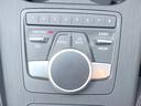 ベースグレード　パノラマサンルーフ　レザーＰＫＧ　アシスタンスＰＫＧ　マトリクスＬＥＤヘッドランプＰＫＧ　Ｂａｎｇ＆Ｏｌｕｆｓｅｎサウンド　プライバシーガラス　レッドブレーキキャリパー　アダプティブクルコン　禁煙車（43枚目）
