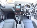 スマートフォーフォー ＢＲＡＢＵＳ　エクスクルーシブ　パノラミックルーフ　黒革シート　衝突被害軽減システム　Ｐａｎａｓｏｎｉｃ製ポータブルナビ　バックカメラ　レーンキープ　クルコン　シートヒーター　Ｂｌｕｅｔｏｏｔｈ接続　純正１７インチＡＷ　ＥＴＣ　禁煙（2枚目）