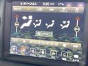 サハラ　黒革　ＡｐｐｌｅＣａｒＰｌａｙ　純正ナビＴＶ　バックカメラ　アダプティブクルーズコントロール　シートヒーター　ステアリングヒーター　純正１８インチＡＷ　ＬＥＤヘッドランプ　ＥＴＣ　禁煙車（41枚目）