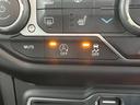 サハラ　黒革　ＡｐｐｌｅＣａｒＰｌａｙ　純正ナビＴＶ　バックカメラ　アダプティブクルーズコントロール　シートヒーター　ステアリングヒーター　純正１８インチＡＷ　ＬＥＤヘッドランプ　ＥＴＣ　禁煙車（43枚目）