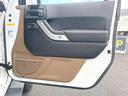 サハラ　ＳＡＨＡＲＡ刺繍入革シート　シートヒーター　カロッツェリア製ナビＴＶ　バックカメラ　クルーズコントロール　サイドカメラ　純正１８インチＡＷ　オートエアコン　オートライト　サイドステップ　ＥＴＣ　禁煙車（43枚目）
