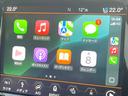 ジープ・チェロキー リミテッド　黒革シート　純正ナビＴＶ　ＡｐｐｌｅＣａｒＰｌａｙ　バックカメラ　アダプティブクルーズコントロール　パワーシート・ヒーター・ベンチレーション　パワーバックドア　ＬＥＤヘッド　ＥＴＣ　禁煙車（5枚目）