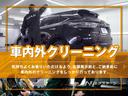 ルビコンハードロック　特別仕様車　「ＲＵＢＩＣＯＮ」刺繍入り赤革シート　ｃａｒｒｏｚｚｅｒｉａ製ナビ　フルセグ　バックカメラ　前席シートヒーター　クルーズコントロール　純正１７インチアルミホイール　ＥＴＣ　禁煙（61枚目）