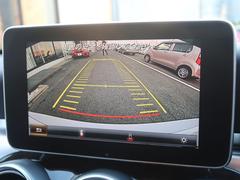 ●レーンアシスト付きバックカメラ：不安な駐車もこれで安心！レーンアシスト付きなので狭い箇所での駐車もラクラクです！ 7