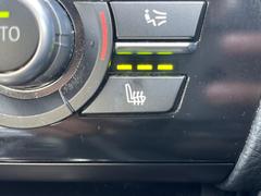 ●シートヒーティング：運転席・助手席共に三段階で調節が可能なシートヒーターを装備しております。季節を問わず快適にご使用いただけます。 6