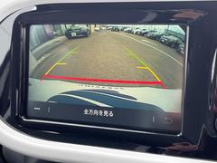 ●バックカメラ：便利な【バックカメラ】で安全確認もできます。駐車が苦手な方にもオススメな便利機能です。 3