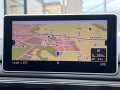 ●Ａｕｄｉ純正ナビ：一体感のあるナビは、高級感ある車内を演出してくれます。Ｂｌｕｅｔｏｏｔｈ再生などオーディオ機能も充実しておりますので、運転もより楽しめます♪ 4