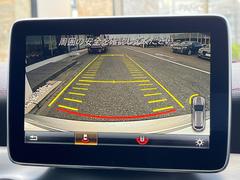 ●ガイドライン付きバックカメラ：不安な駐車もこれで安心！ガイドライン付きなので狭い箇所での駐車もラクラクです！ 6