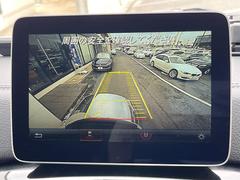 ●ガイドライン付きバックカメラ：不安な駐車もこれで安心！ガイドライン付きなので狭い箇所での駐車もラクラクです！ 6