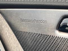 ●ｈａｒｍａｎ／ｋａｒｄｏｎサウンドシステム：オーディオ専門メーカーが手掛けるプレミアムスピーカーを装備。多数のスピーカーから、音の粒立ちまで分かる高品質な音楽をお楽しみいただけます。 5