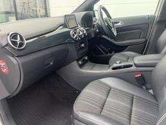 Bクラス B180 スポーツ ナイトパッケージの中古車を探す